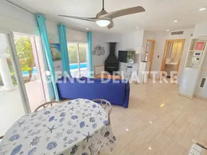 House with garden, jacuzzi & private pool - Image 3