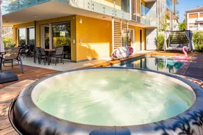 Charmant appartement entièrement équipé avec jardin, piscine privée et barbecue - Image 2