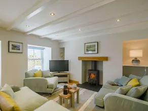 Cottage with garden | Water view - Image 2