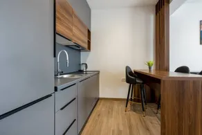 Flat with terrace | Water view - Image 4