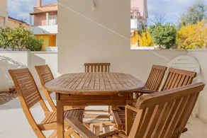 Spacieux appartement avec jardin, terrasse et internet haut débit | Vue mer | À côté de la plage | Avec animaux acceptés - Image 2