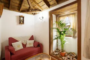Holiday Home 'Casa Rural Ciso' with Sea View, Private Garden and Wi-Fi - Image 3