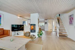 Family-oriented nice holiday home with terrace | Pets are welcome - Image 5