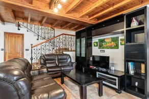 Rural House 'Nuberu' with Mountain Views, Pool, and Barbecue - Image 3
