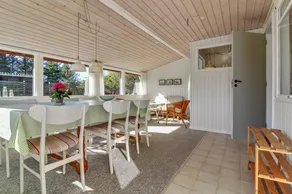 House with terrace - Image 3