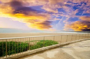 Luxurious Seaview Three Bedroom Apartment - Image 2