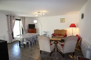 Spacieuse maison conviviale et familiale avec barbecue et jardin | Vue montagne | Avec animaux admis - Image 4