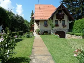 Wohnung mit privatem Pool - Image 2