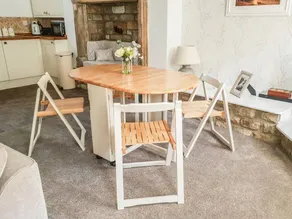 Child-friendly cottage | Pet-friendly - Image 4
