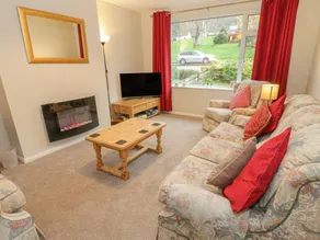 Cottage with garden | Beach view - Image 2