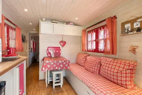 Cabin with BBQ, terrace & garden | Mountain view | Pets are welcome - Image 2