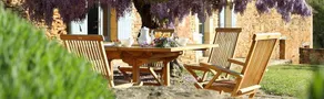 Holiday home with garden & barbecue | River view - Image 2
