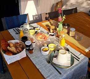 Bed and breakfast avec jardin, piscine et terrasse - Image 3