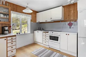 Holiday home with BBQ & sauna | Sea view - Image 4