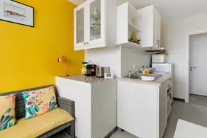 Ajoncs Apartment – Seafront Terrace, Parking, Côte Sauvage - Image 4