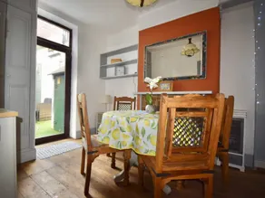 Cottage with terrace, BBQ & garden | River view - Image 4