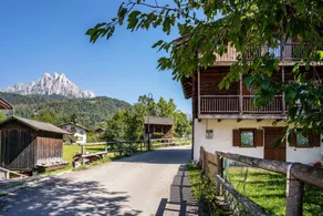 Apartment with terrace | Mountain view - Image 3