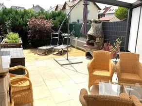 Family-friendly holiday home with terrace, barbecue & garden - Image 5