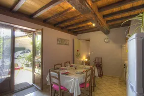 Gite with barbecue, garden & terrace - Image 2