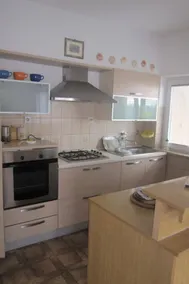 Apartment with barbecue & terrace - Image 4