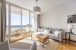 Charmant appartement de vacances avec internet haut débit, piscine et terrasse | Vue montagne - Image 2