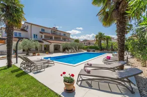 Apartamento con terraza, piscina y barbacoa | Ideal para teletrabajar - Image 2