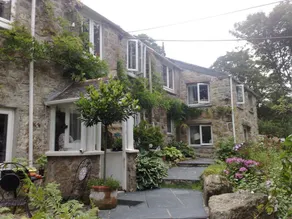 Lovely private room with garden, barbecue & terrace | Good for workation - Image 2