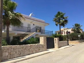 Child-friendly wonderful villa with terrace, private pool & garden | Dogs allowed - Image 2
