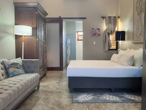 Kas di Alegria: Modern Studio with Tropical Charm, By the Sea, Walk to Downtown - Image 2