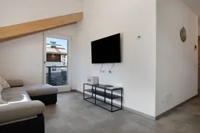 Apartment 'Cà Dei Nane' with Mountain View, Balcony and Wi-Fi - Image 2
