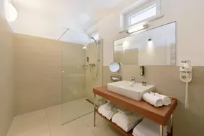 Letting with terrace, sauna & garden - Image 4