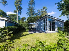 Agréable bungalow convivial et familial avec terrasse et piscine chauffée - Image 5
