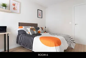 Chambre chez l'habitant | Proche Place d'Espagne - Image 3