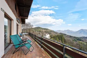 Child-friendly ample holiday apartment with terrace & barbeque | Lake view | Ski nearby | Suitable for remote work - Image 4