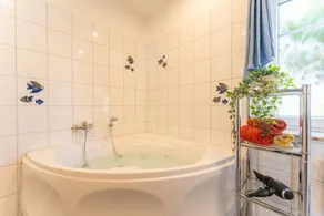 Holiday home with garden, terrace & hot tub - Image 4