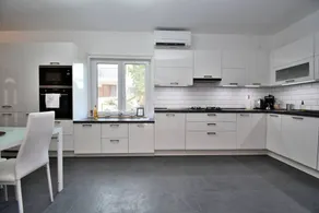 Fully equipped spacious holiday home with barbecue, garden & terrace | Garden view | Dogs allowed - Image 2