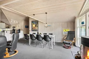 Children-friendly house with jacuzzi, BBQ & terrace | Pets are welcome - Image 5