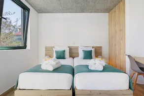 Gemütliches Privatzimmer mit Terrasse, Garten und Pool - Image 4