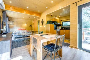 House with garden, BBQ & hot tub | Garden view - Image 4