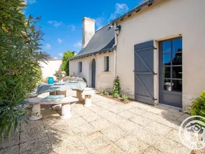 Fully equipped cottage with garden & barbecue - Image 4