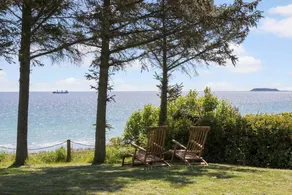 Holiday home with terrace, sauna & barbecue | Sea view - Image 2
