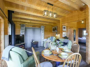Child-friendly wonderful cottage with BBQ, garden & jacuzzi | Dogs allowed - Image 5