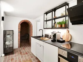 Family-friendly charming holiday apartment with garden - Image 3