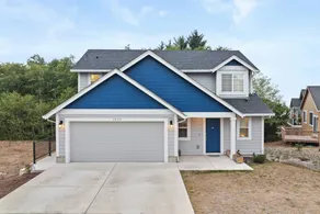 Family-oriented house with terrace - Image 5