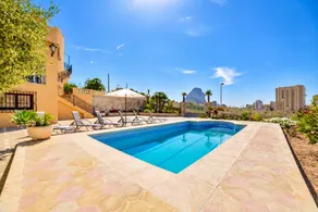 Fully equipped villa with barbecue, terrace & private pool | Pet-friendly - Image 3