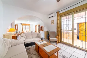 Casa Rural La Buganvilla: Mountain Views, Wi-Fi, and Air Conditioning - Image 2