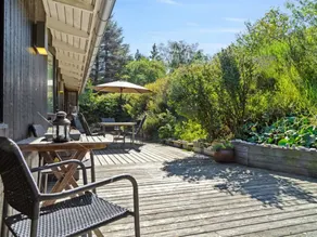 Family-oriented big holiday home with terrace, sauna & barbecue | Close to the beach - Image 2