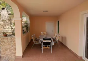 Apartment with garden, terrace & barbeque | Sea view | Dogs allowed - Image 4