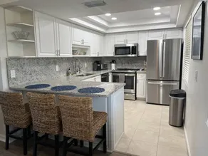 Appartement en copropriété avec jacuzzi, barbecue et piscine chauffée - Image 3