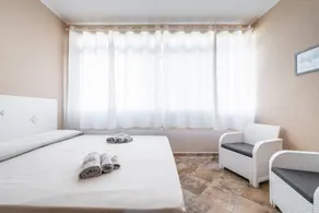 Charming holiday home with terrace | Next to the beach - Image 5